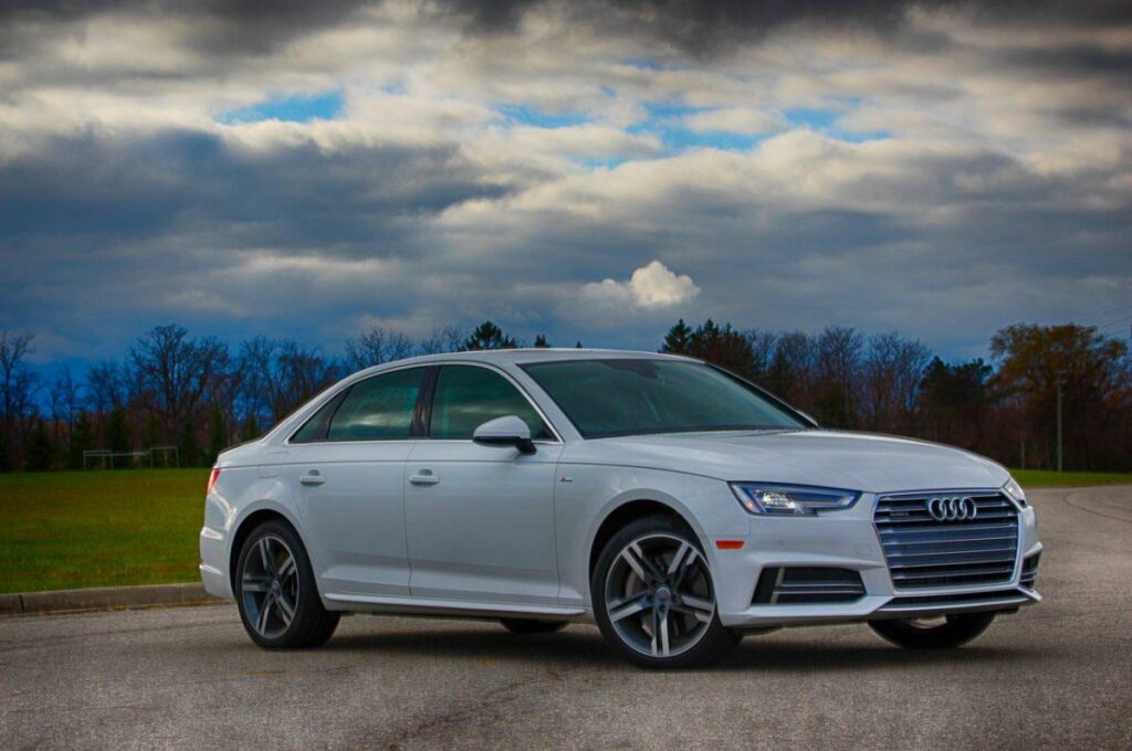 2017-audi-a4-2-of-27-1200x797